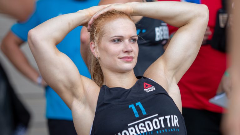 Un día de comida y 6 adiestramientos de CrossFit de Annie Thorisdottir
